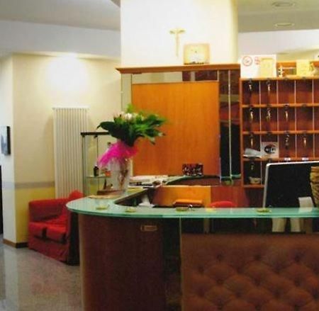 Hotel San Giacomo Monteprandone Bagian luar foto