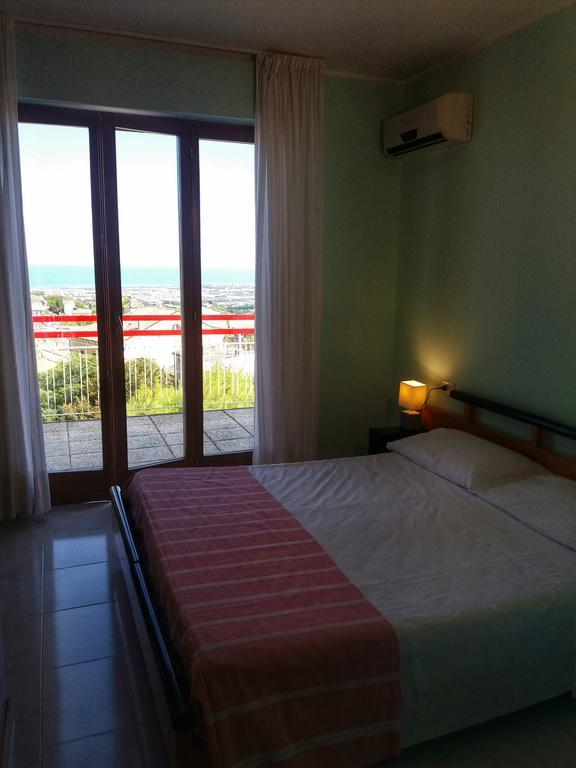 Hotel San Giacomo Monteprandone Bagian luar foto